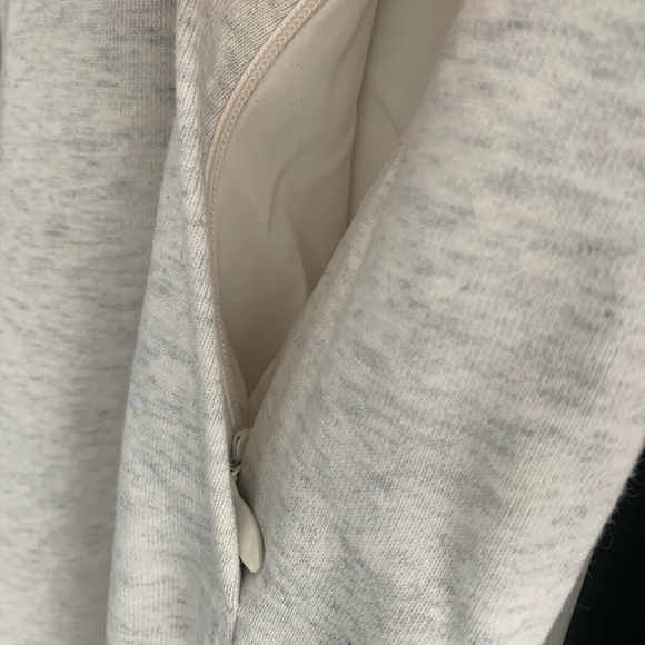 KIT+ACE Heather Gray 100% Cotton Jogger Pants - Picture 3 of 8